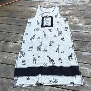 90s vintag Nina Piccalino giraffes maxi dress in Cream and Black fits size M